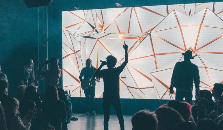 vincent-delegge-y49-QOWZjIE-unsplash